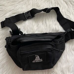 tactical don't tread on me fanny pack